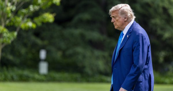 Трамп проверяет, использовал ли Маск наркотики во время их спора