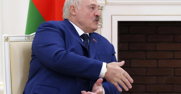 Лукашенко пообещал дать Путину Беларусианскому сыру с изображением видео Кремля