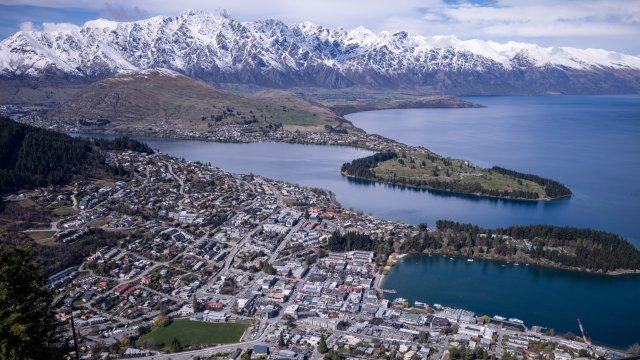 Богатые американцы смотрят на Новую Зеландию, но запрет на покупку домов у иностранцев останавливает их