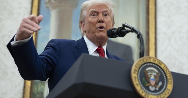 Апелляционный суд в Соединенных Штатах временно возобновил действия обязанностей Трампа