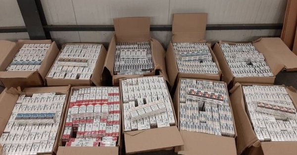 Таможенные офицеры поймали 71 040 Короткие незаконные сигареты на Дунайском мосту 1 и 2