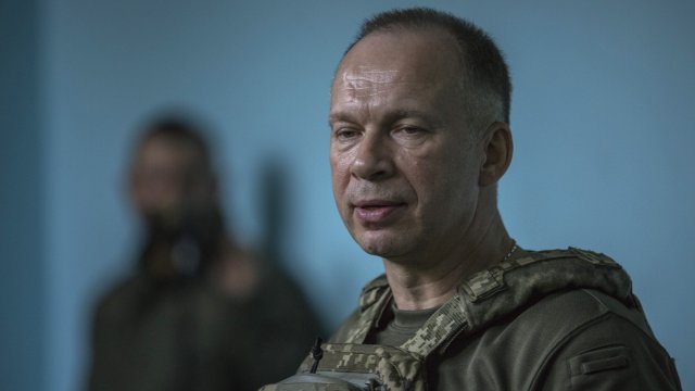Украина управляет 90 кв.