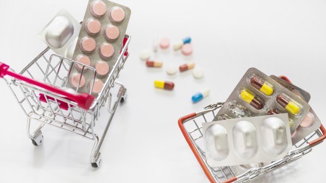 Предложение криминализировать онлайн -продажу лекарств по рецепту