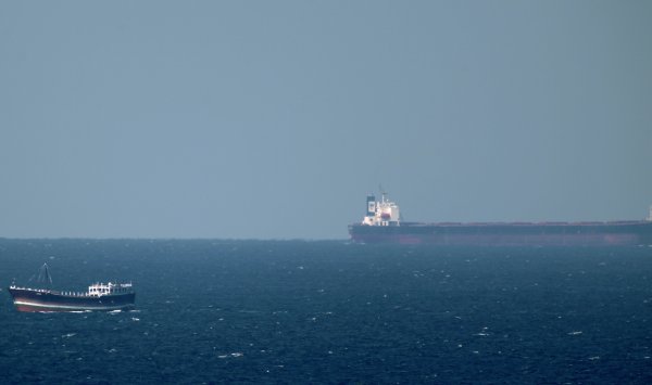Citigroup: нефть может достигать 90 долларов за баррель, если закрыт пролив Oakuz