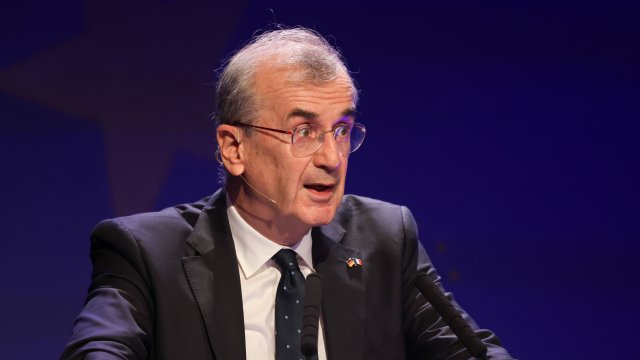 Французский губернатор: ЕЦБ все еще может действовать быстро, чтобы скорректировать процентные ставки