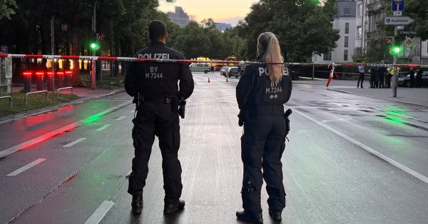 Полиция выстрелила 30-летней болгарской женщине в Мюнхене, которая напала на нож на улице