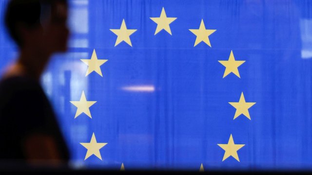 ЕС спешат укрепить свои оборонительные связи с Канадой и Японией