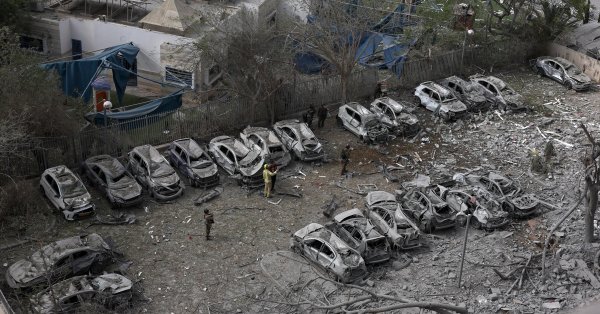 Моссад пугает иранские генералы: мы ближе к вам, чем твоя шея, видео