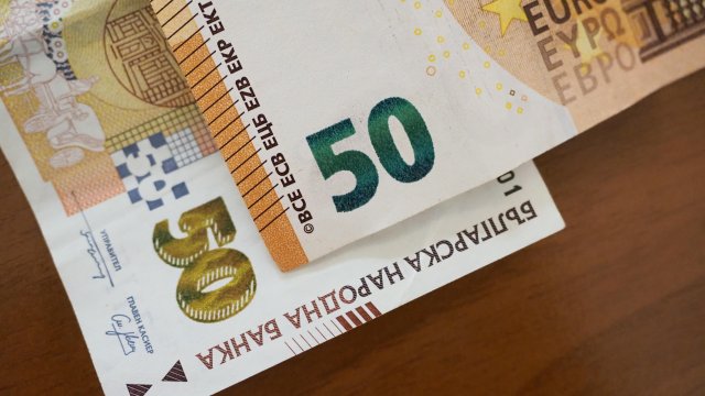 Как разрабатывается информационная кампания в приеме евро