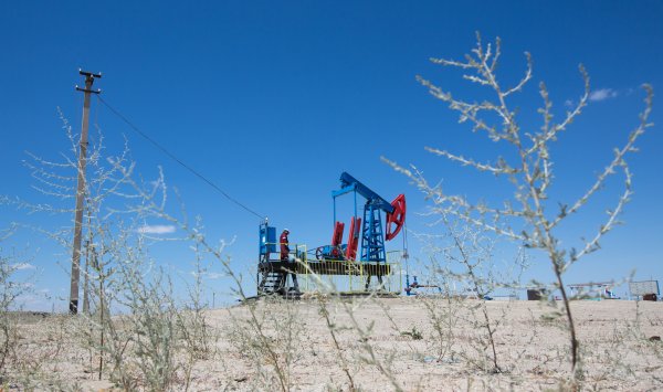 Соглашение OPEC+ о третьем увеличении добычи, несмотря на озабоченность России
