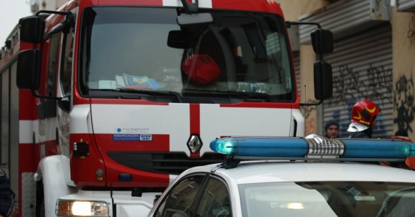 Большой пожар горит в заведении в центре Благедграда
