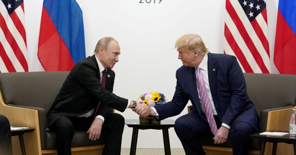 Трамп и Путин имели один часовой телефонный звонок