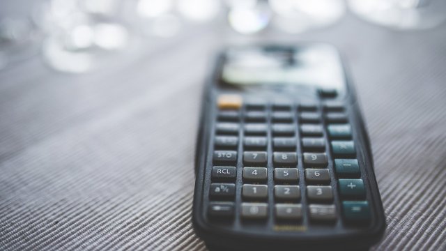 Валовая прибыль «гидравлического» M+C снизилась на 20% до 5,6 миллиона BGN с мая