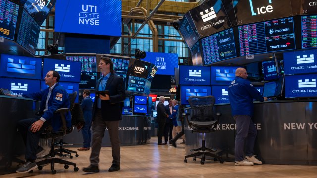 S & P 500 вырос на третий день с надеждами на торговую сделку между США и Китаем