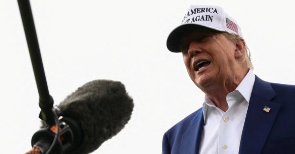 Будут ли США ударить в Иран: Трамп не говорит