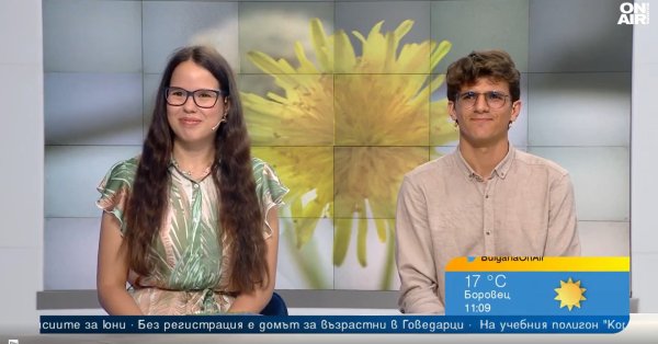 Студенты превращают стихотворение своего учителя в зрелище