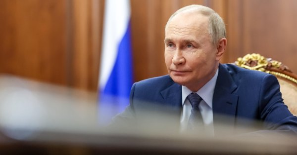 Европа должна построить памятник Владимиру Путину