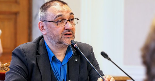 Профессор Чорбанов: Diming - это то, что происходит на пленар