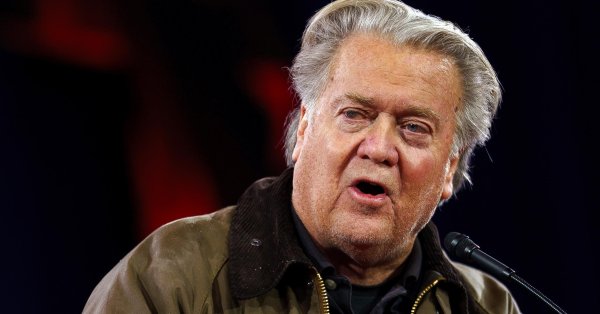 Бывший советник Трампа призвал его: Депорти Маск и получить SpaceX