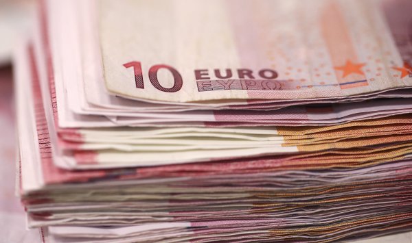 Евро уверенно идет до уровня 1,20 за доллар