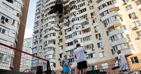Интенсивная атака российского воздушного авиации против столицы Украины, четыре человека были убиты
