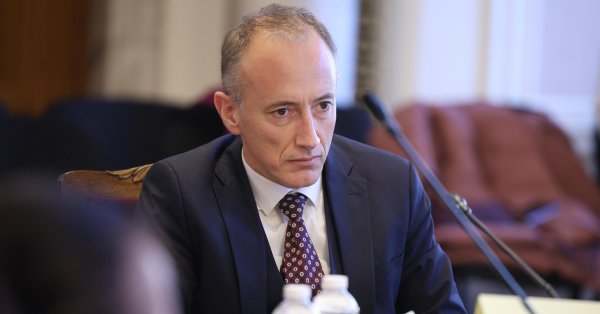 MES объявляет 444 соревнования для директоров школ