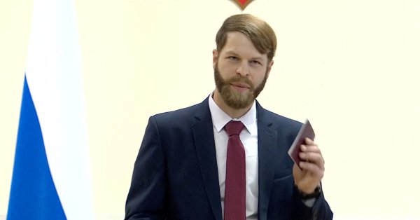 Путин дал российское гражданство американцу, который помог российским войскам в Украине