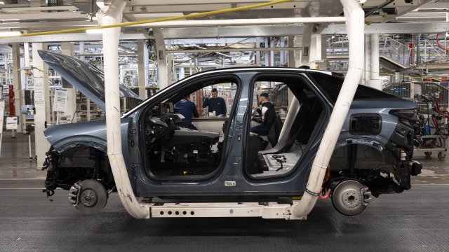 Европейская автомобильная промышленность имеет шанс восстановить производство на допропонентных уровнях