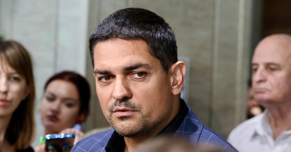Радостин Василев: в сентябре может быть голосование о недоверии