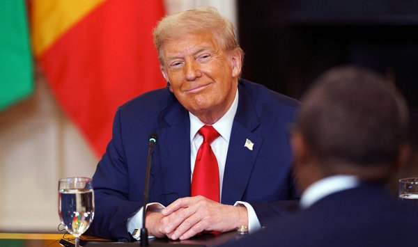 Новая политика США в Африке является следующим - давление, а не партнерство