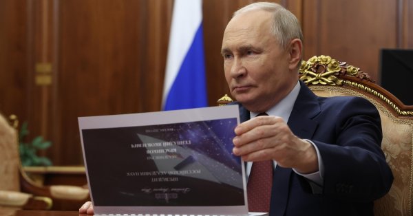 Пожертвования, репрессии, цензура ... Эра Сталина вернулась в Россию