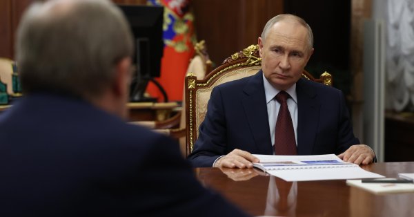 Россия отправляет похищенных украинских детей на фронт, чтобы сражаться со своими отцами