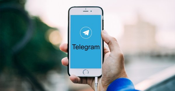 Дюров назвал фальшивые новости утверждения о том, что Telegram уходит с Россией
