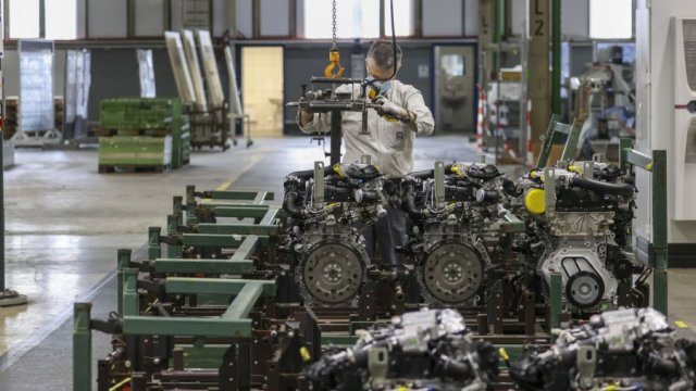 Насколько привлекательны голубые карты ЕС для привлечения квалифицированных работников?