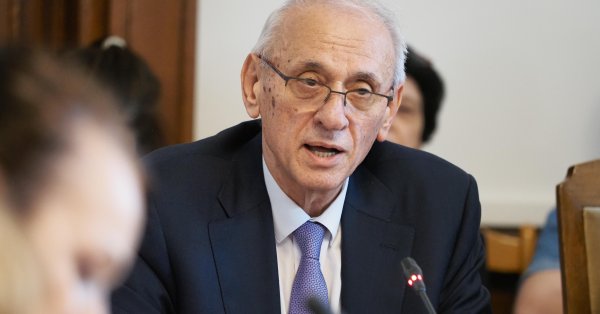 Сильви Кирилов для материнского прихода матери: чрезвычайно неприятный случай