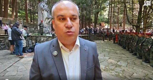 157 лет последней битвы: сотни болгар уменьшили головы перед подвигом Хаджи Димитара