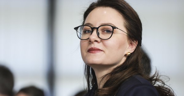 Высокая Рада подтвердила Джулию Свиридко премьер -министром Украины