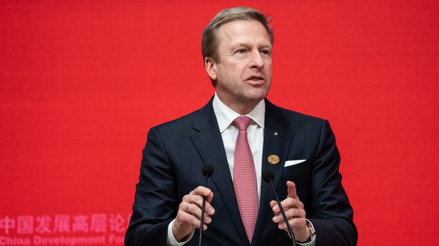 BMW Boss надеется на «управляемую» сделку для нас обязанностей на автомобили