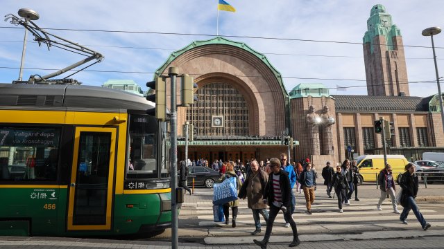 Финляндия с первым снижением кредитного рейтинга почти десятилетия
