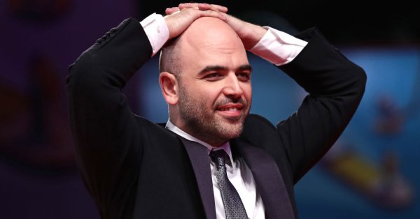 Роберто Савиано, который раскрыл подземный мир Каморы: моя жизнь непоправимо разрушена!