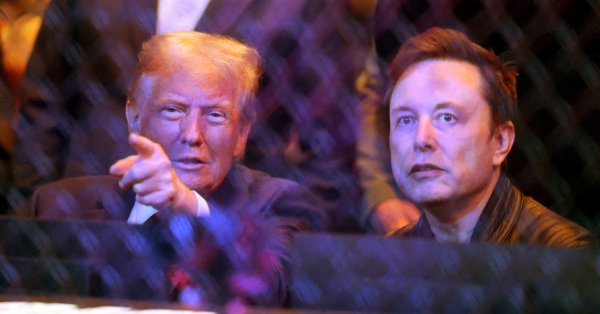 После ссоры с Трампом: мускус изменил номер, перестал отвечать на сообщения