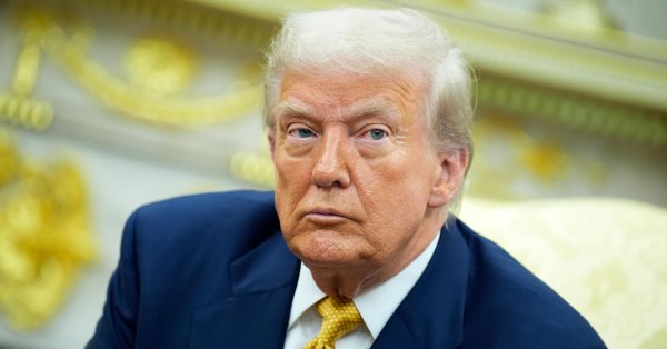 Личная мобильная дипломатия Трампа: больше звонков и текстовых сообщений