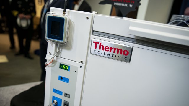 Результаты Thermo Fisher превысили прогнозы благодаря устойчивому поиску