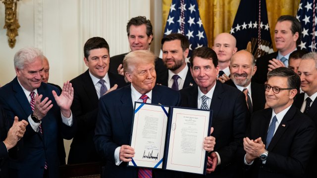 Трамп подписал стабильный закон, дав потенциальный импульс рынку