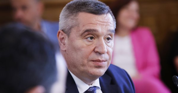 После протестов: на 15-20% увеличивает зарплату лесных чиновников