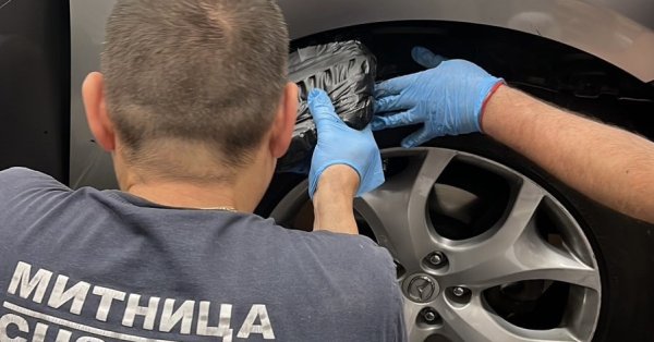 Таможенные офицеры задержали 30 кг марихуаны капитаном Андрево