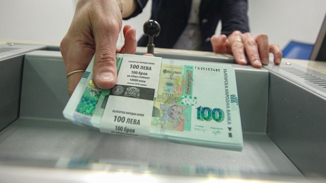 Расходы SSA до июня почти 13 миллиардов BGN, больше всего для пенсий