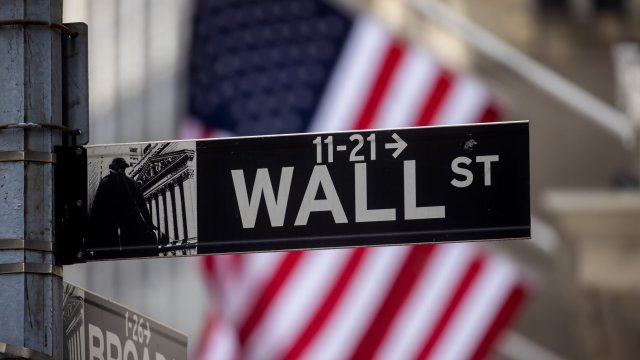 S & P 500 и NASDAQ закрыли сеанс в новых записях