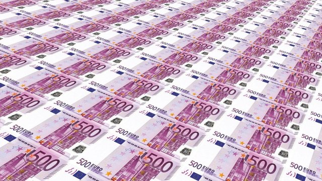 Новое агентство ЕС для борьбы с деньгами начинает работать во Франкфурте