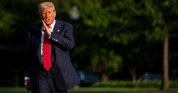 США уже отправили оружие в Украину, Трамп объявил